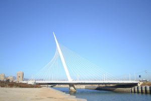 大连小窑湾跨翔凤河景观桥